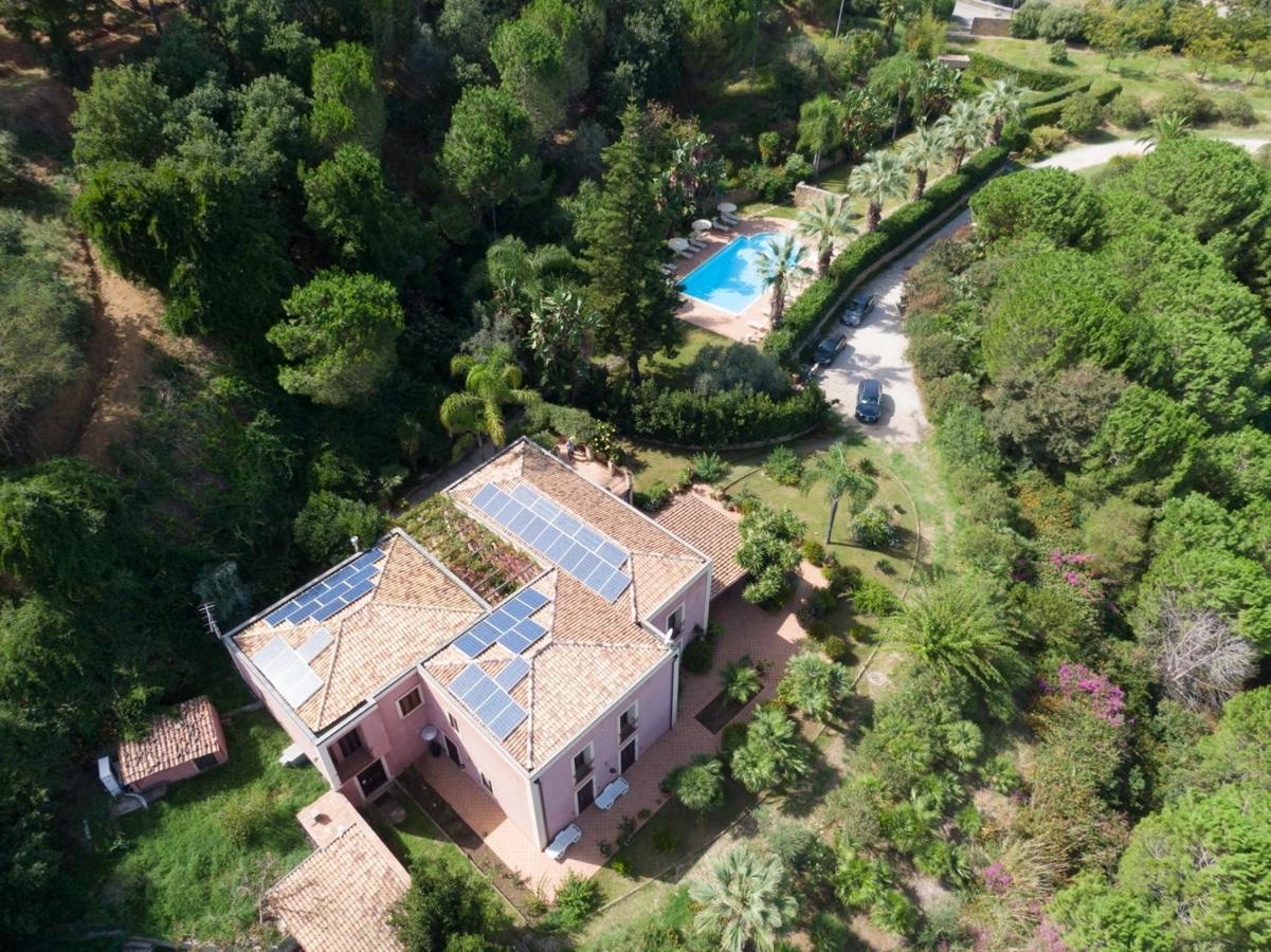 Agriturismo Villa Luca ซานตากาตา ดี มิลลิเตลโล ภายนอก รูปภาพ