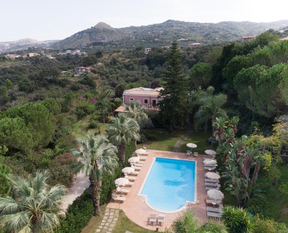 Agriturismo Villa Luca ซานตากาตา ดี มิลลิเตลโล ภายนอก รูปภาพ