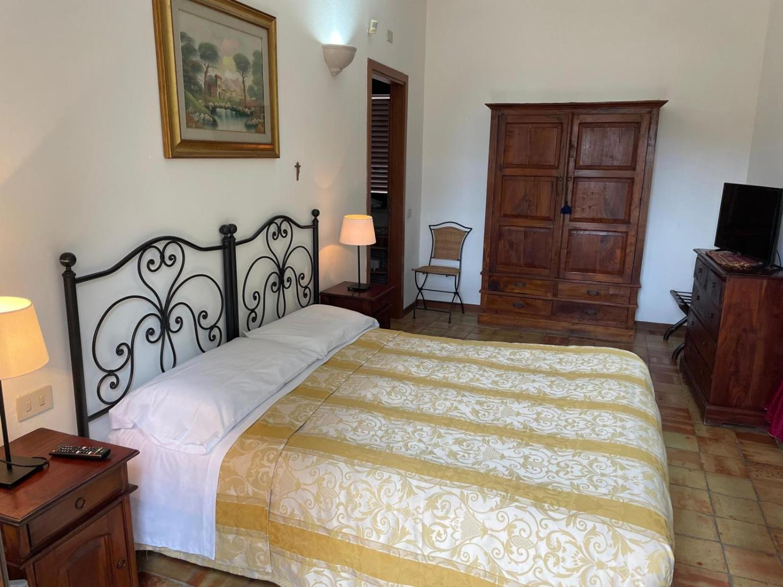 Agriturismo Villa Luca ซานตากาตา ดี มิลลิเตลโล ภายนอก รูปภาพ